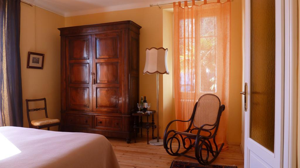 B&B Casa Forster กันเนโร ริเวียรา ห้อง รูปภาพ